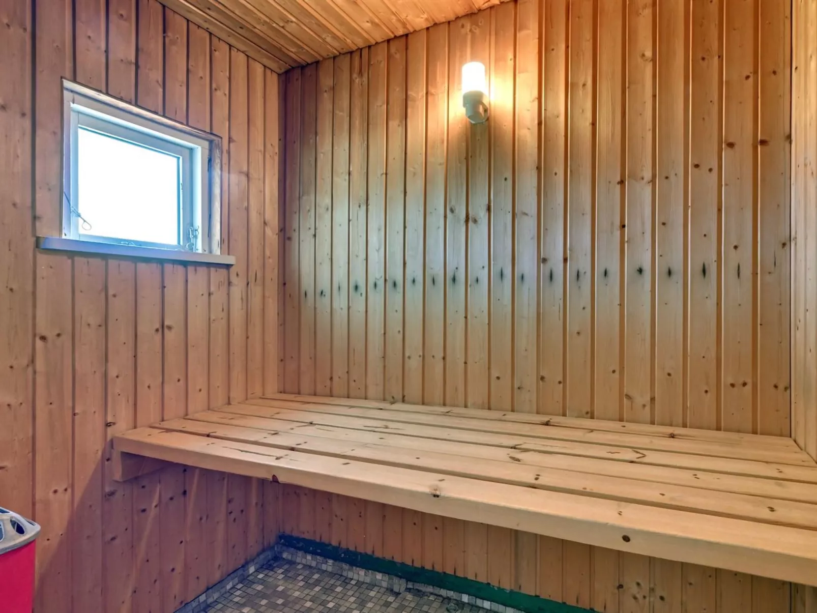 "Yorik" - 800m from the sea-Inside