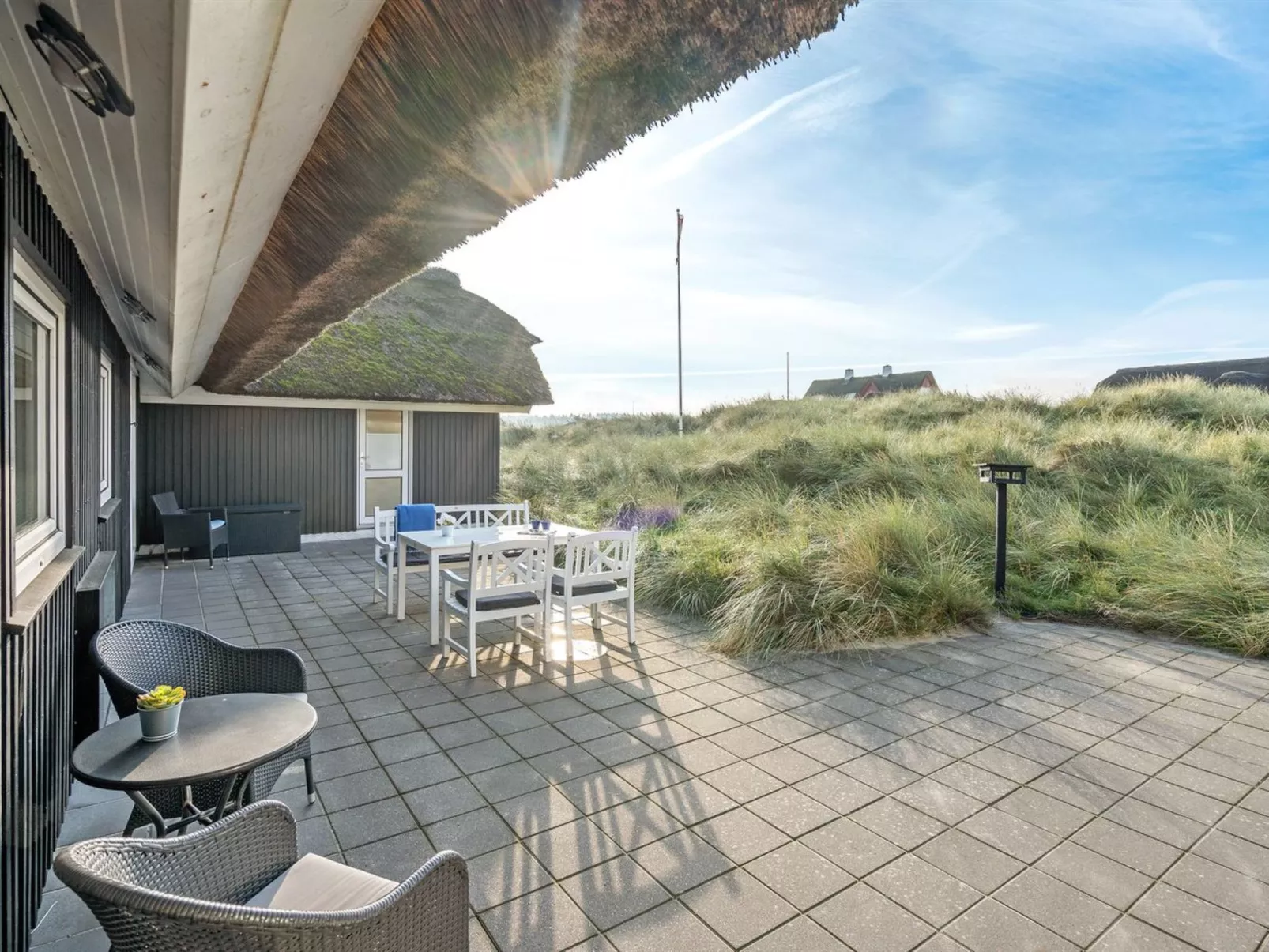 "Henric" - 100m from the sea