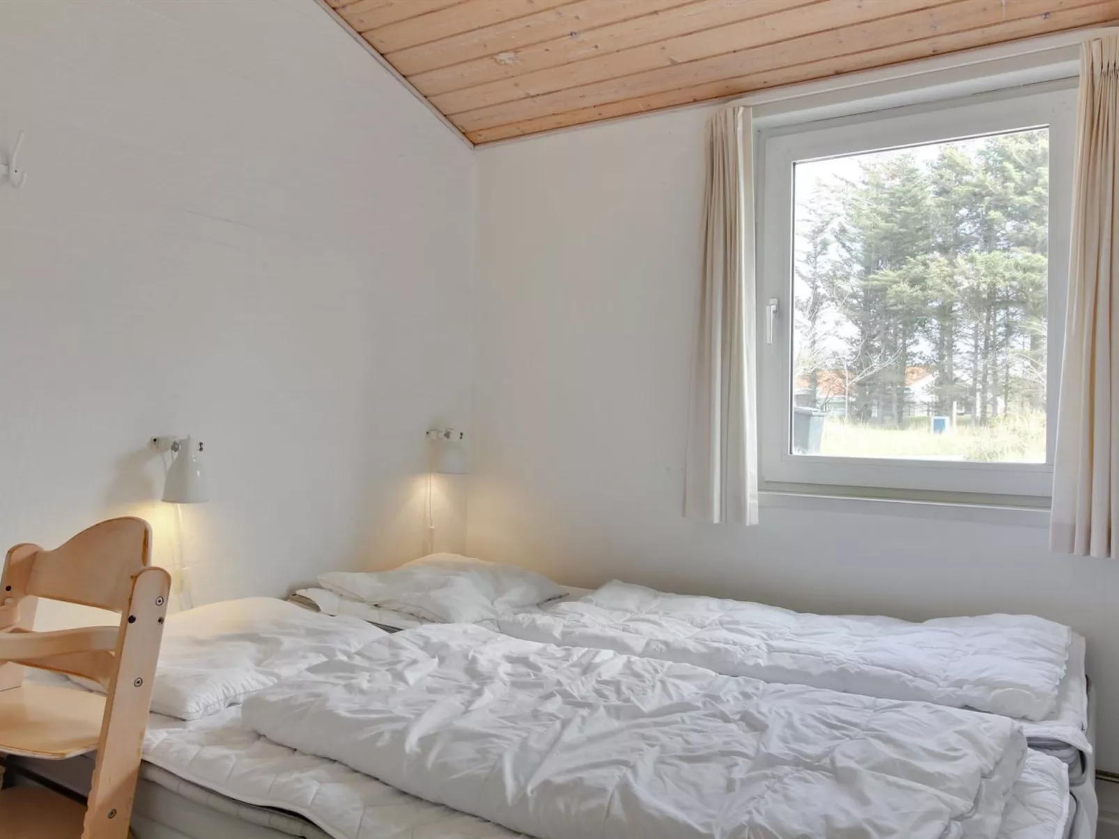 "Marlie" - 600m from the sea-Inside