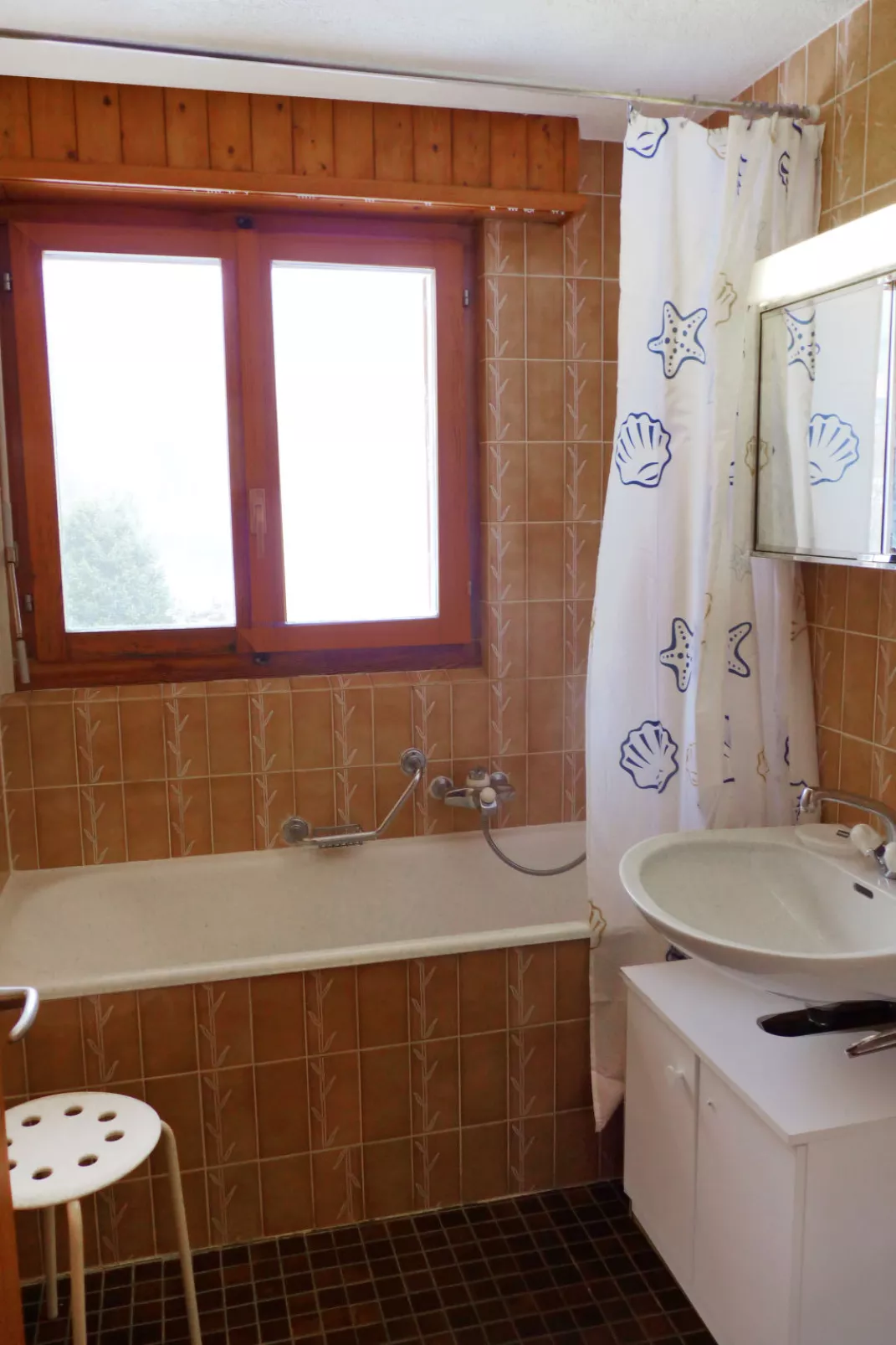 Beau Site No 21-Inside