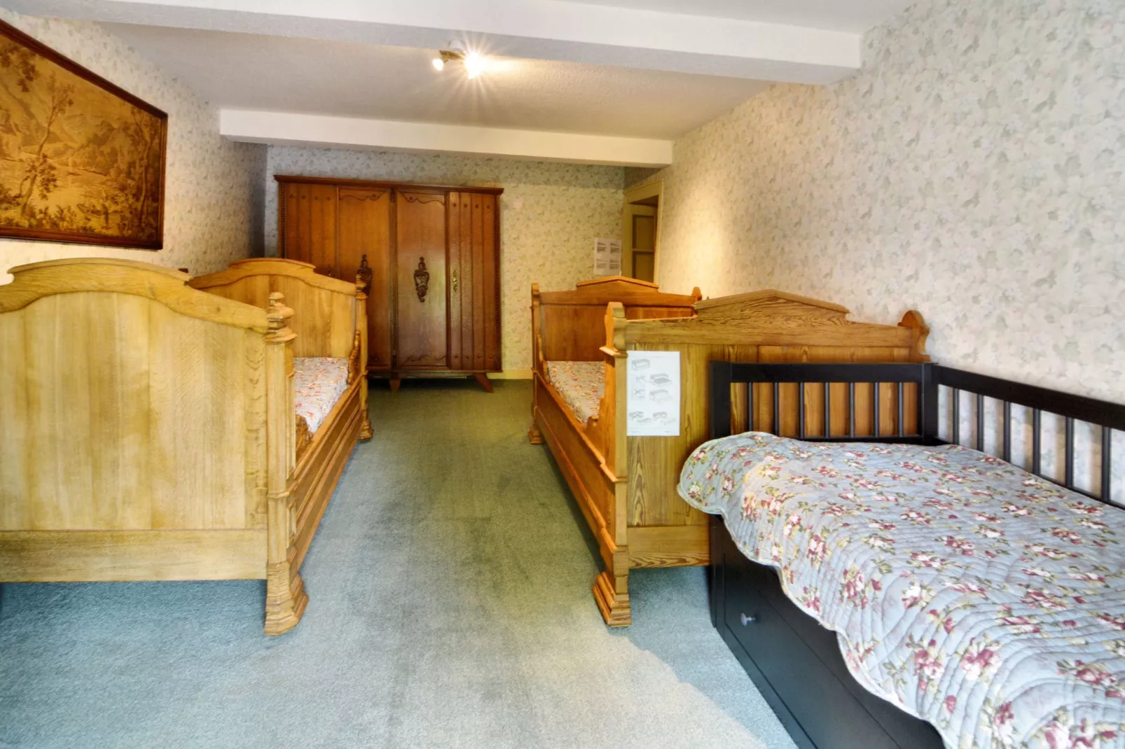 Grand Paliseul-Bedroom