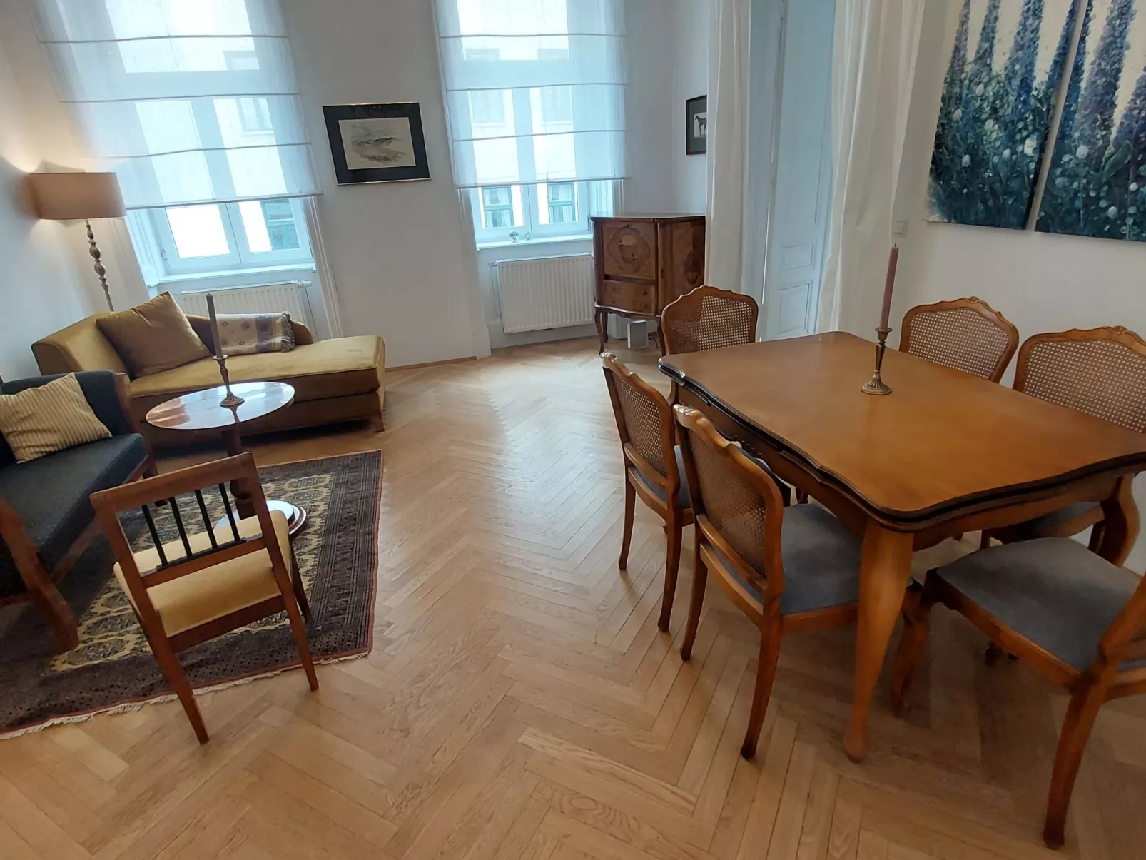 Sobieskiplatz-Inside