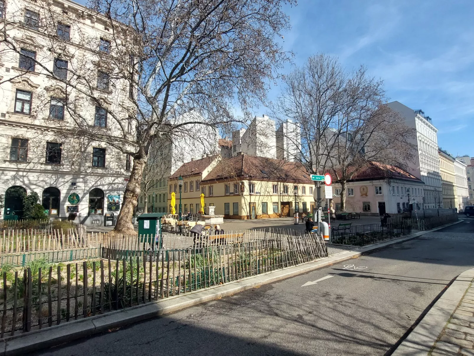 Sobieskiplatz-Outside