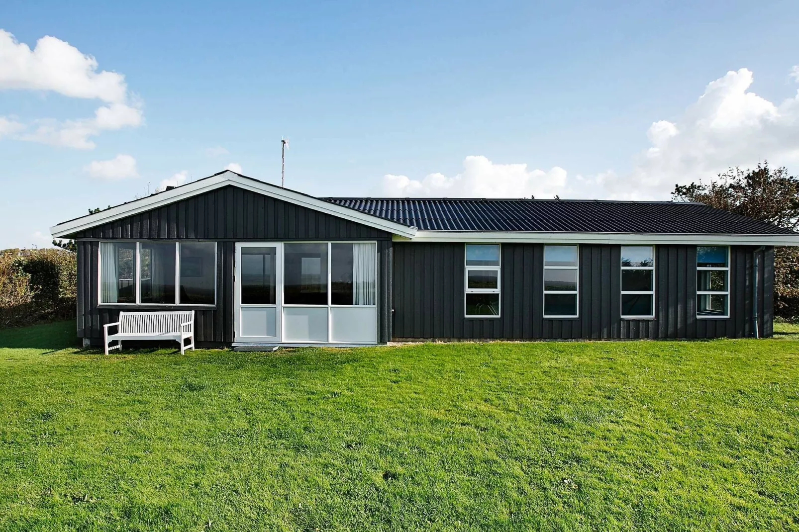 10 person holiday home in Vestervig-By Traum