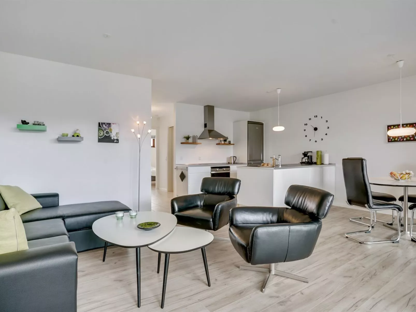 "Allyson" - 450m from the sea-Inside