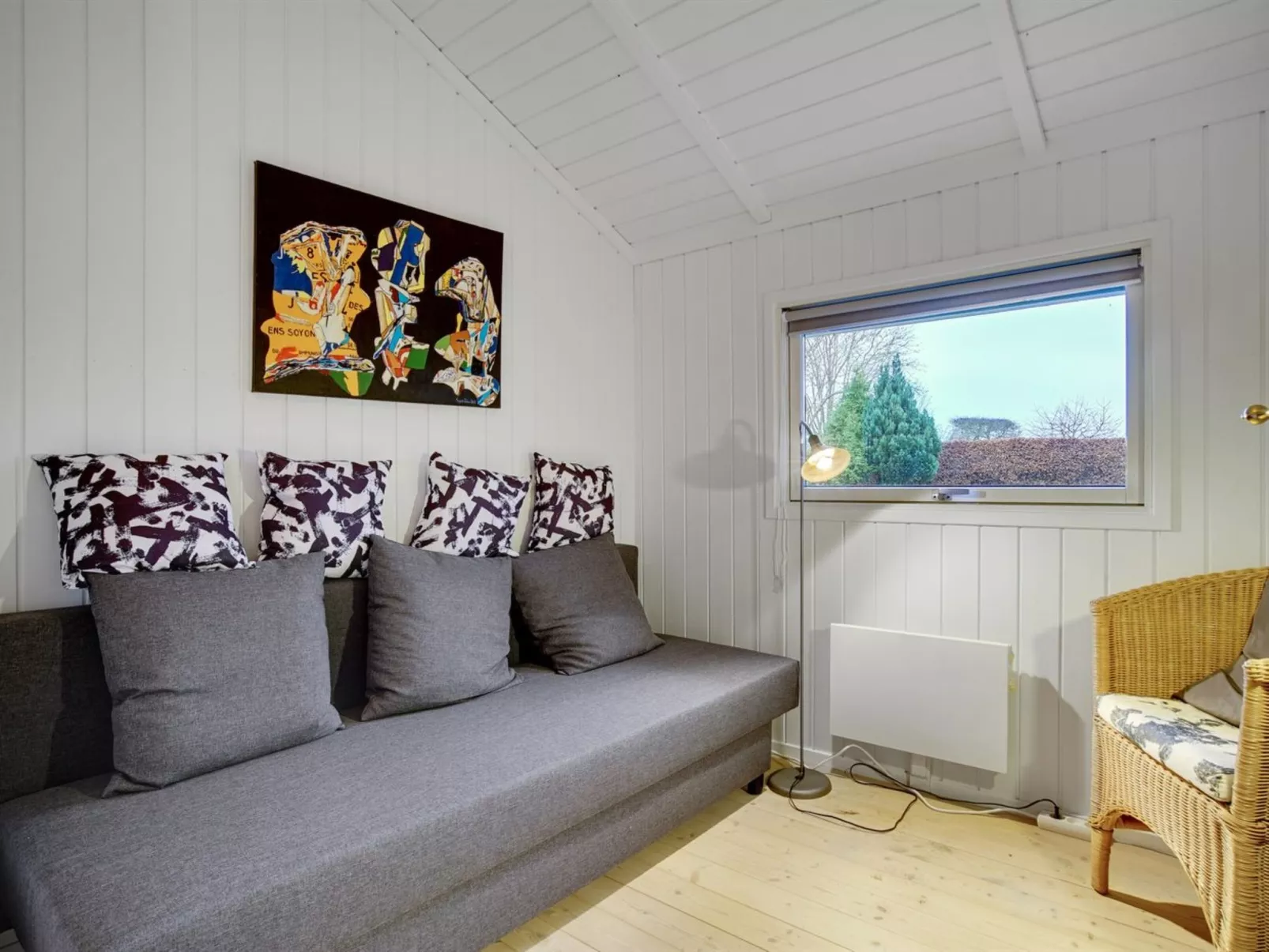 "Eivor" - 500m from the sea-Inside