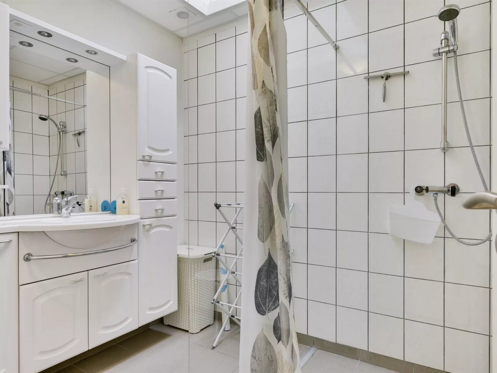 "Durim" - 2.5km from the sea-Drinnen