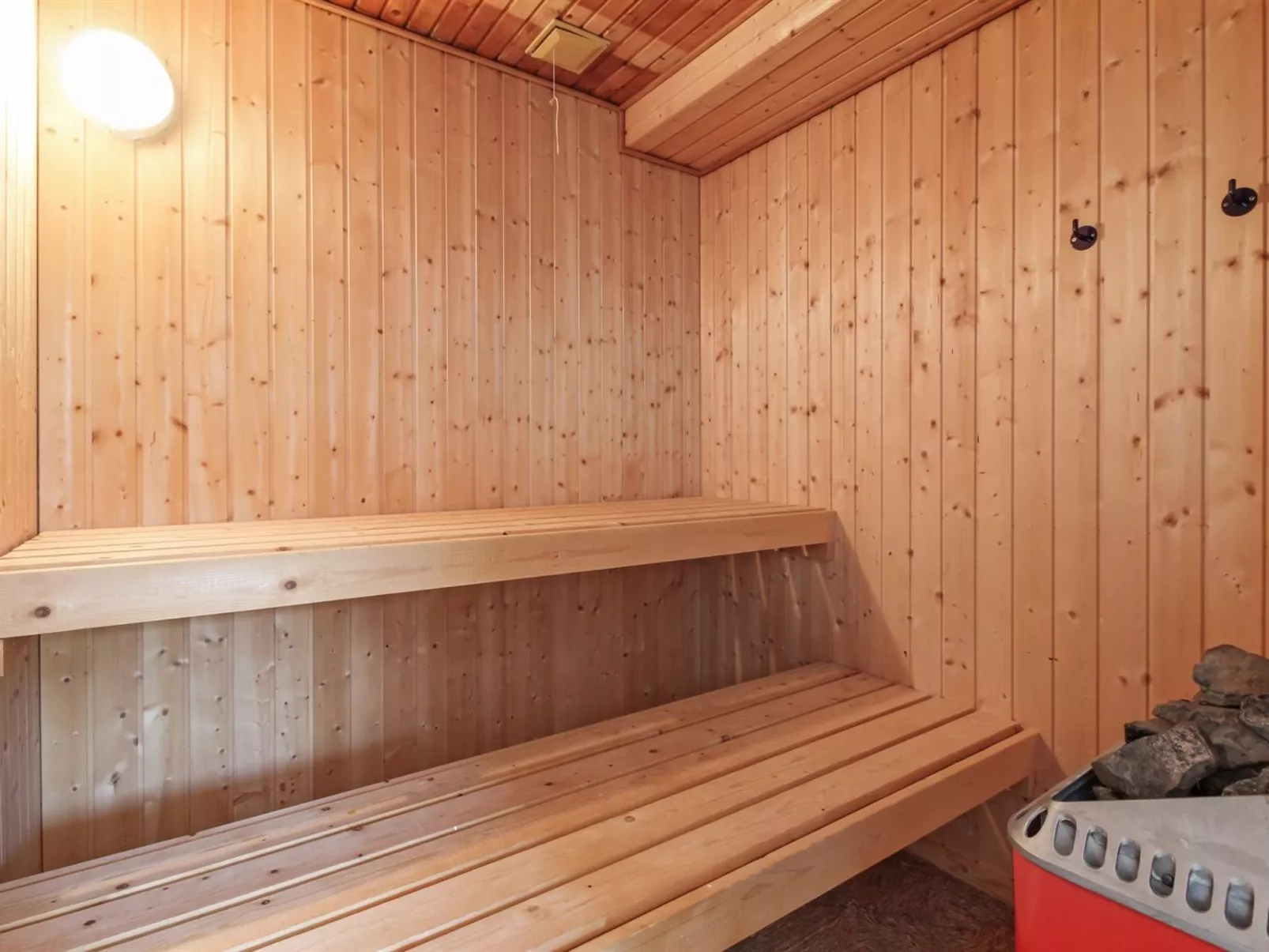 "Olla" - 300m from the sea-Inside