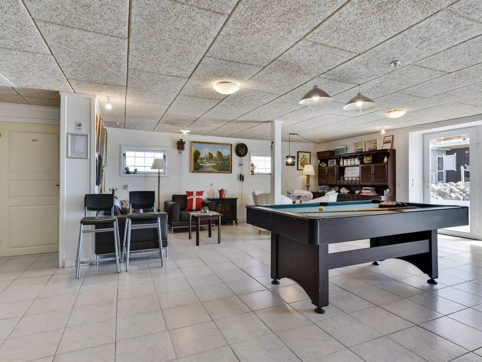 "Durim" - 2.5km from the sea-Drinnen