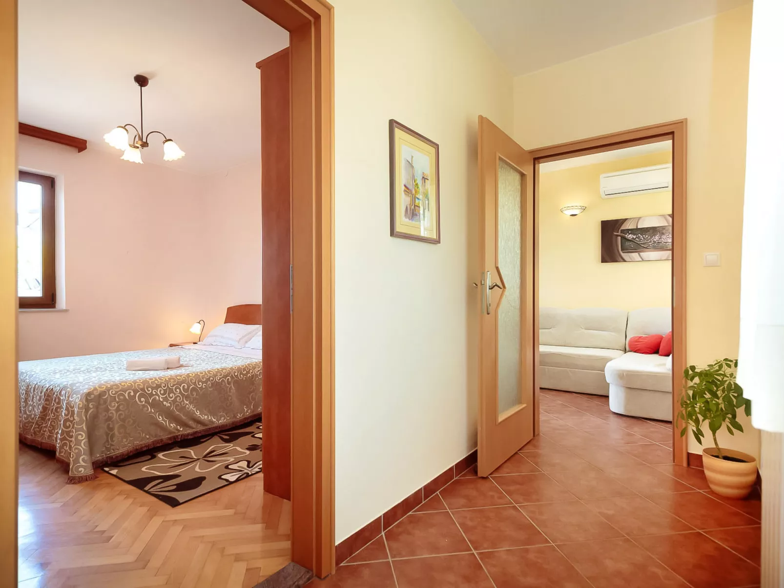 Stari Brist-Inside