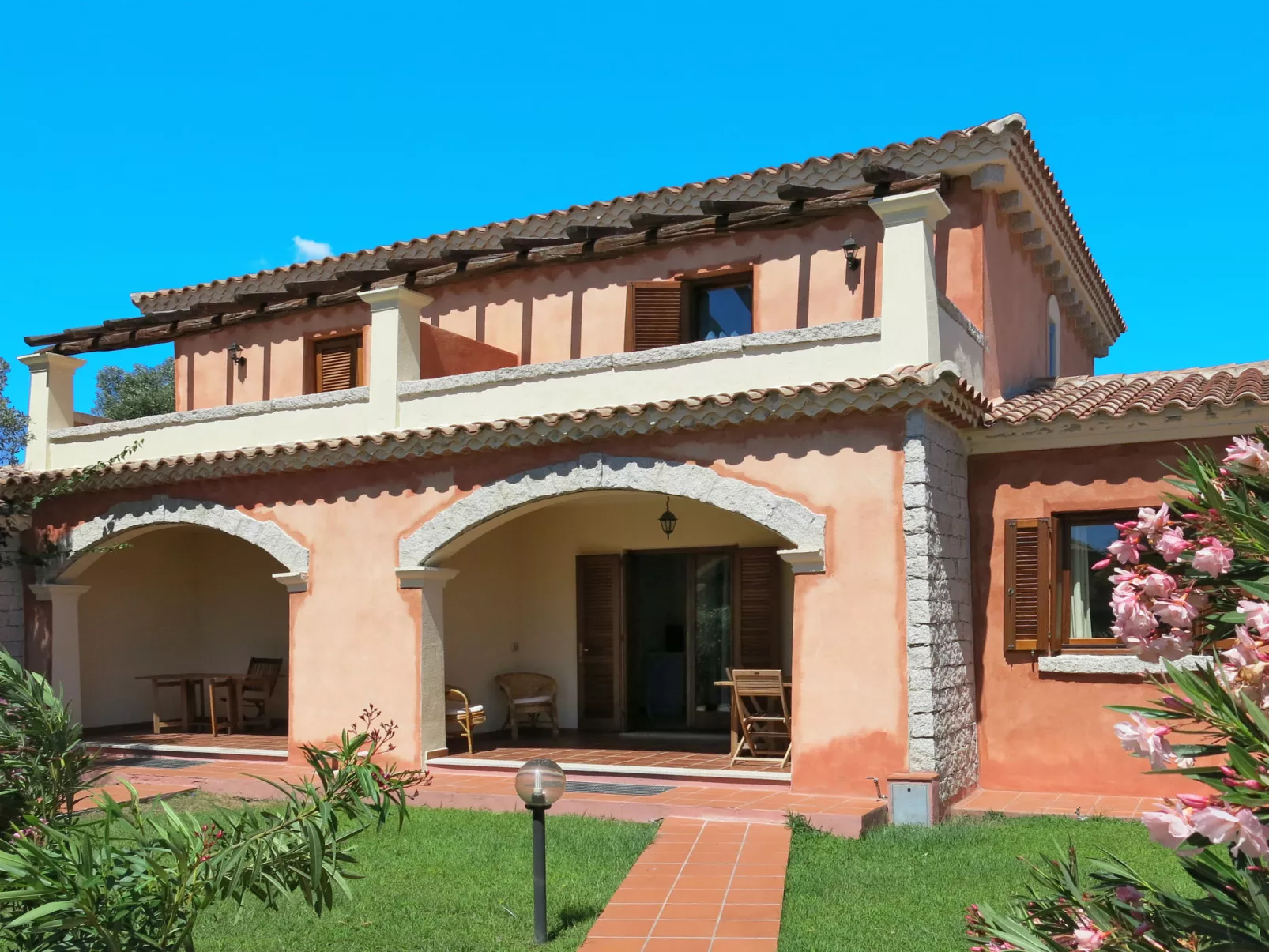 Vecchio Stazzo - Trilo 6DS-Outside