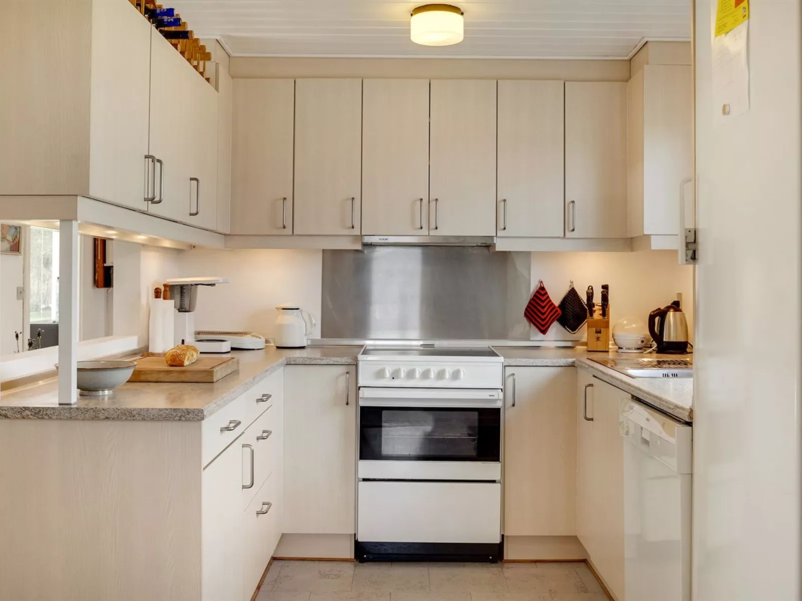 "Frellaf" - 250m from the sea-Inside
