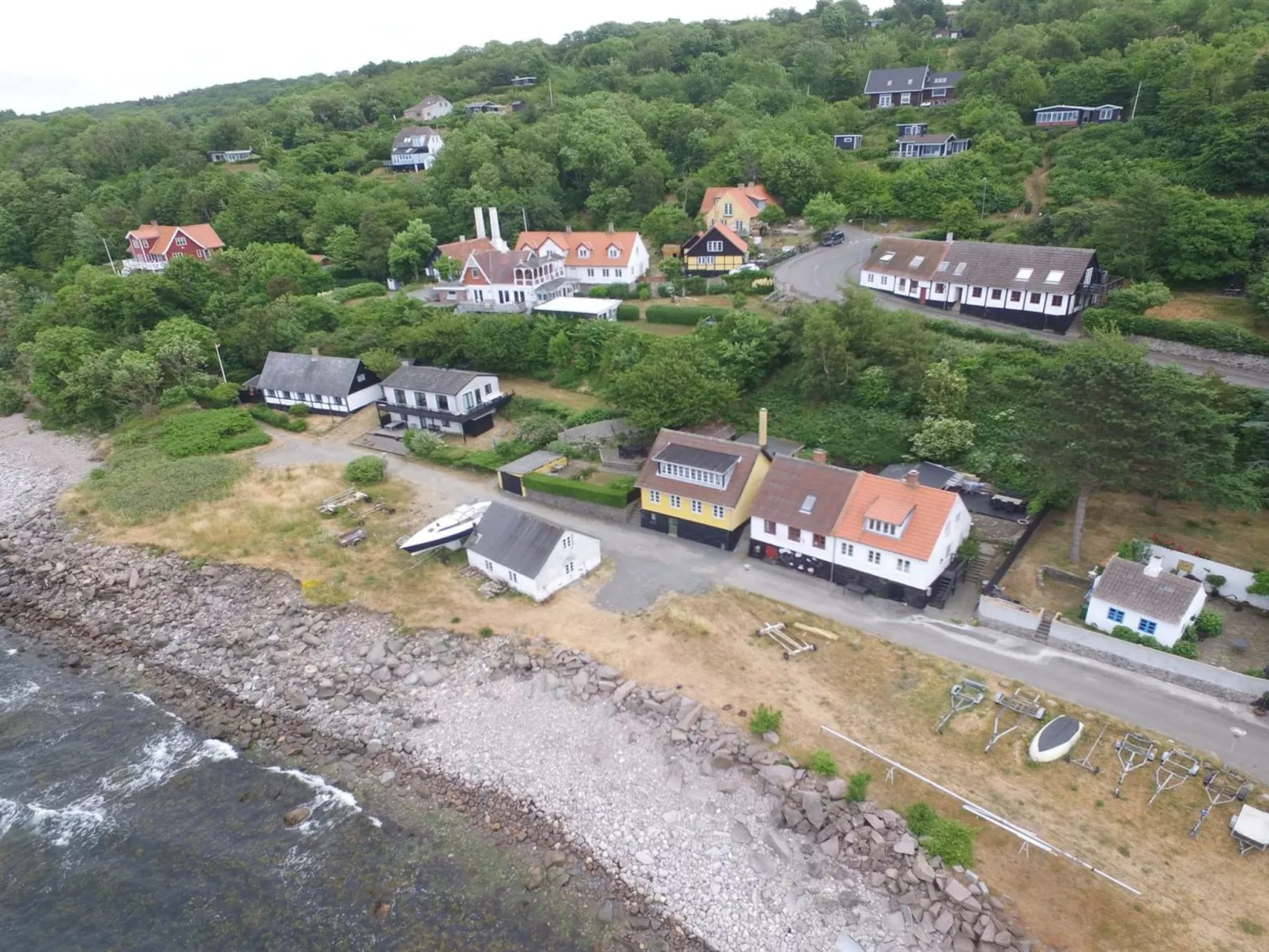 "Heli" - 200m from the sea-Outside