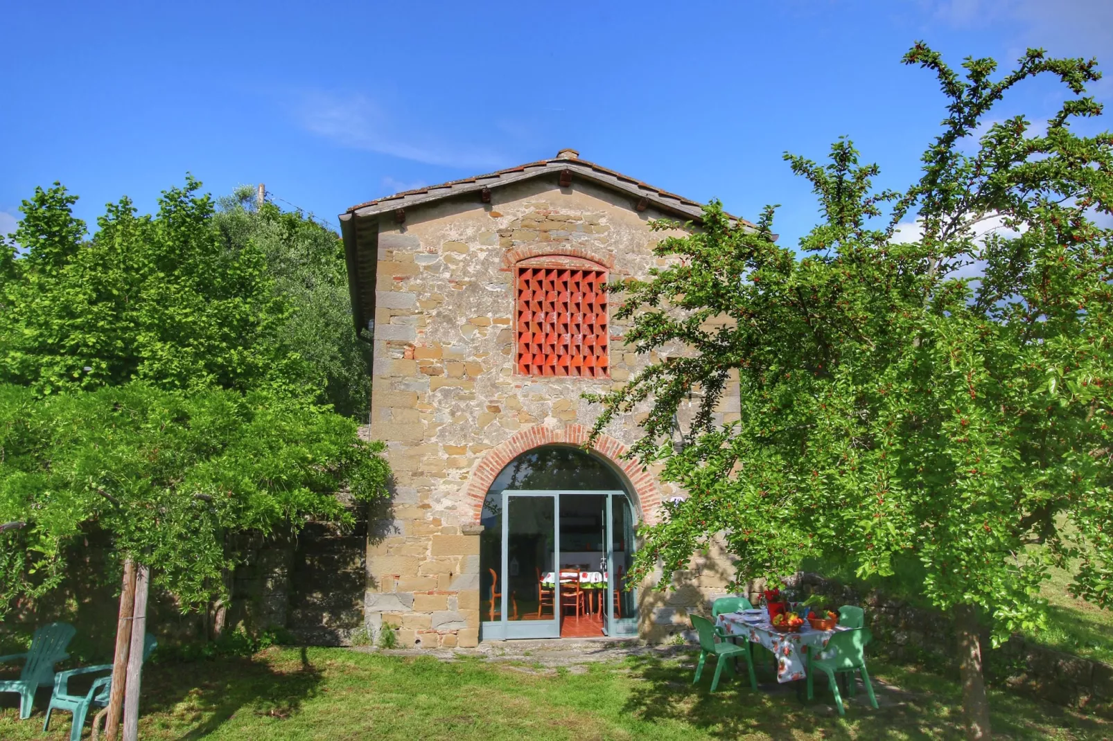 Casina Papi-Exterior summer