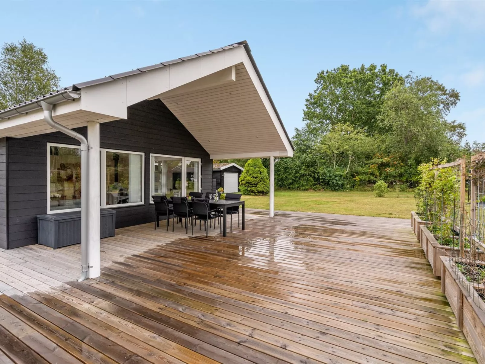 "Jurien" - 450m from the sea-Outside