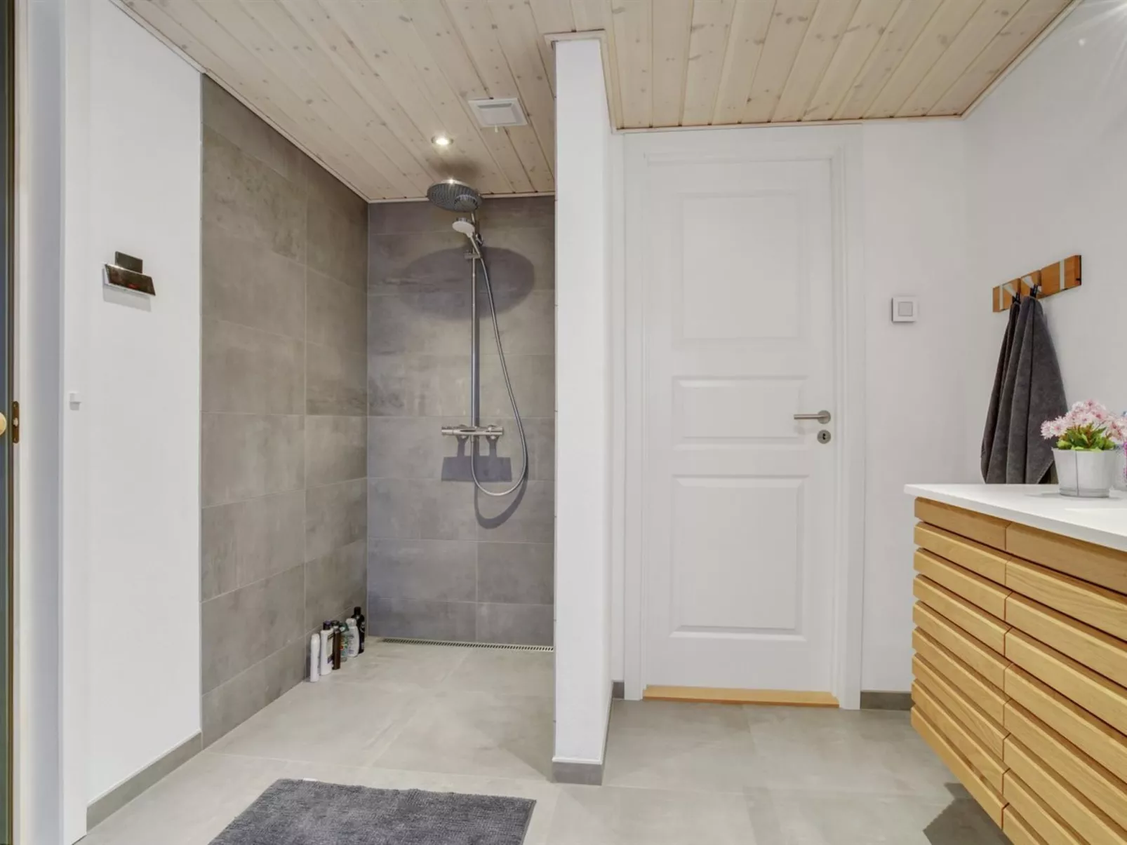 "Eevert" - 300m from the sea-Drinnen