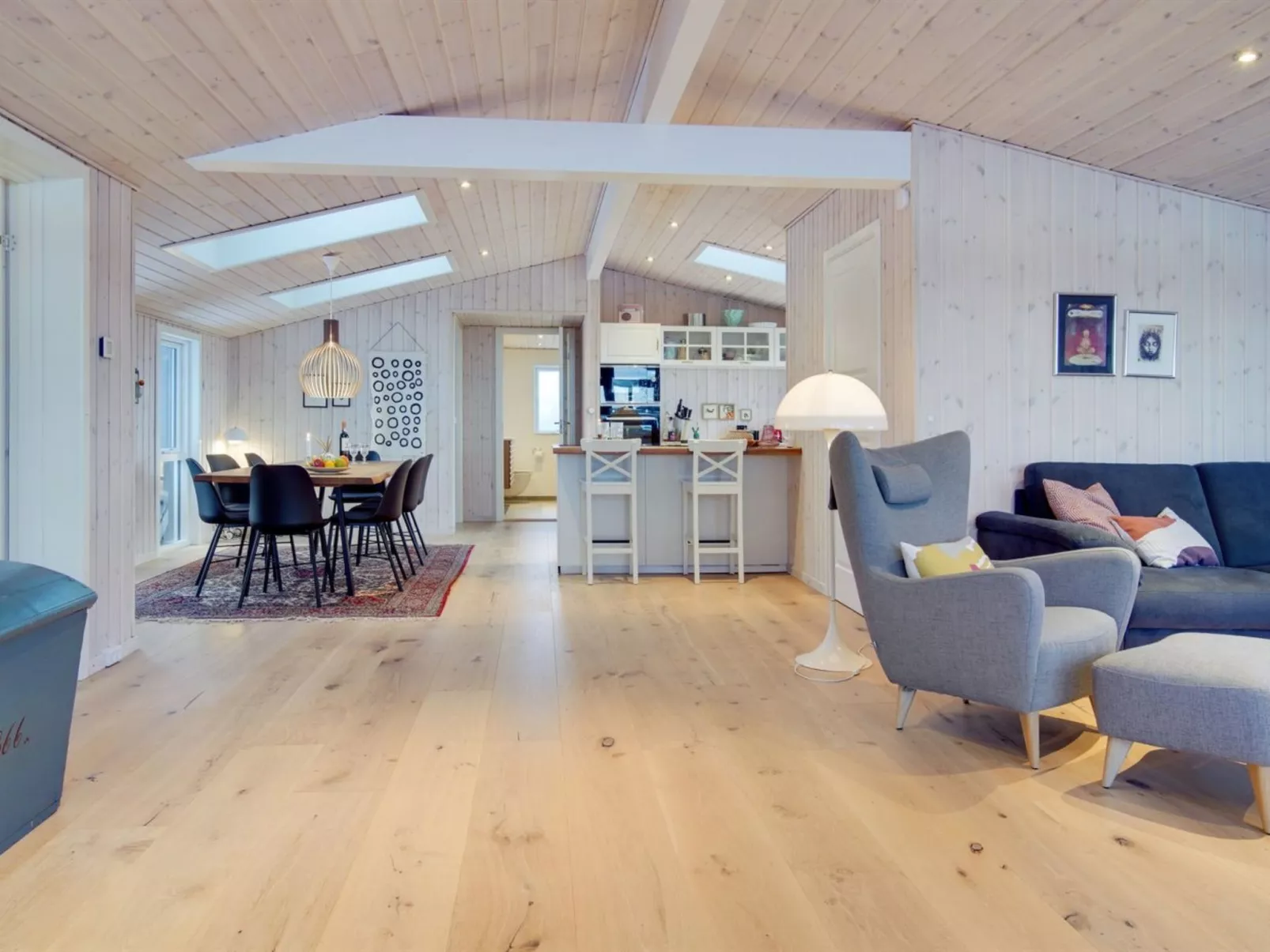 "Eevert" - 300m from the sea-Drinnen