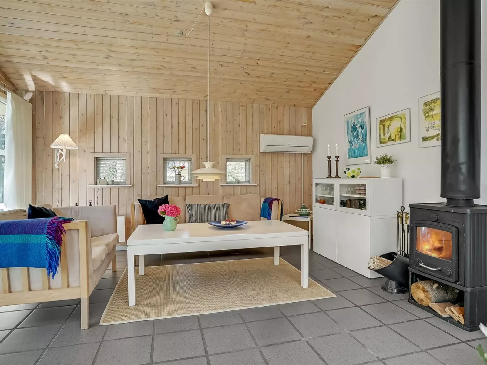 "Aslak" - 350m from the sea-Inside