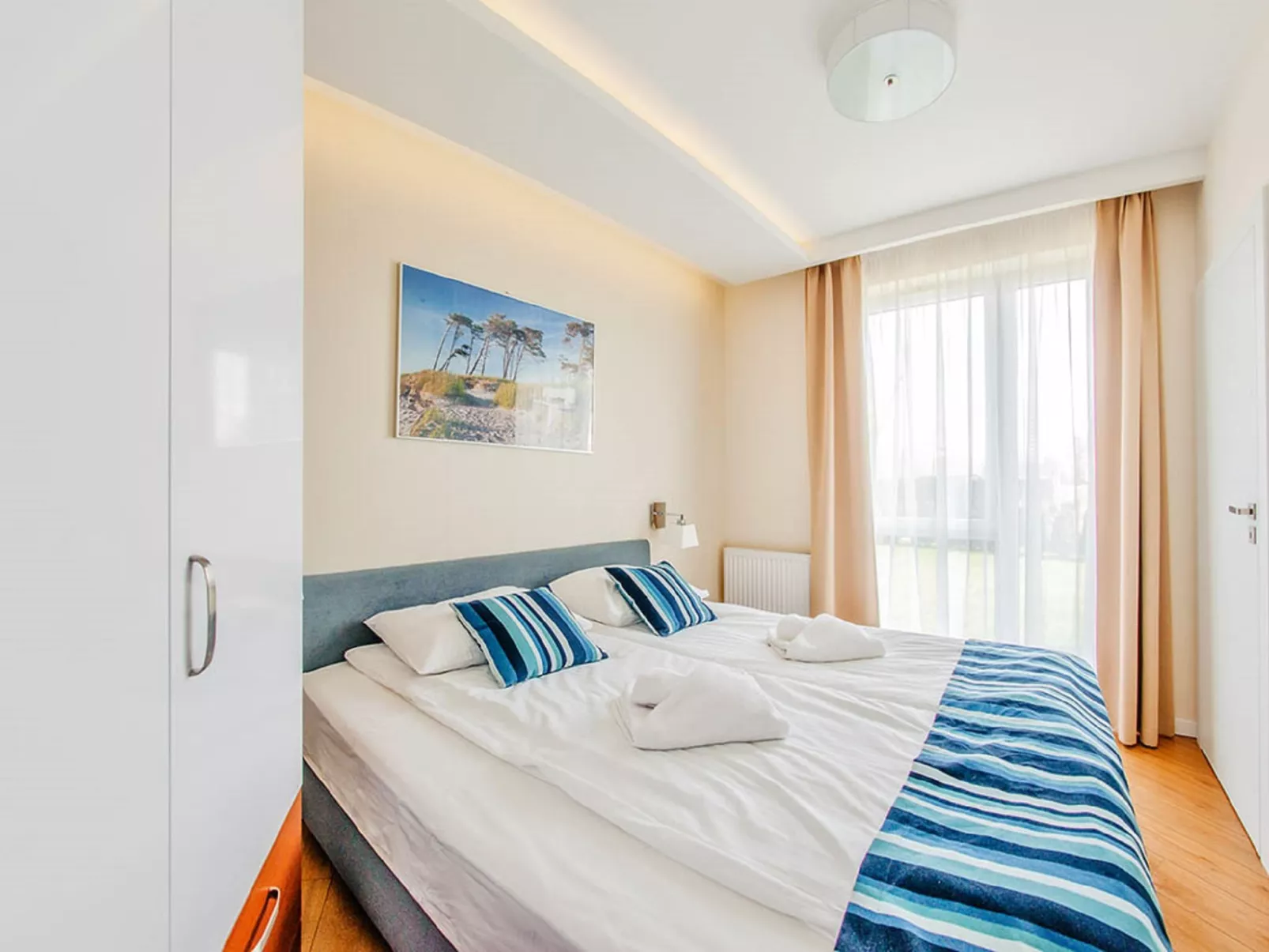 Kąty Rybackie Marina-Drinnen