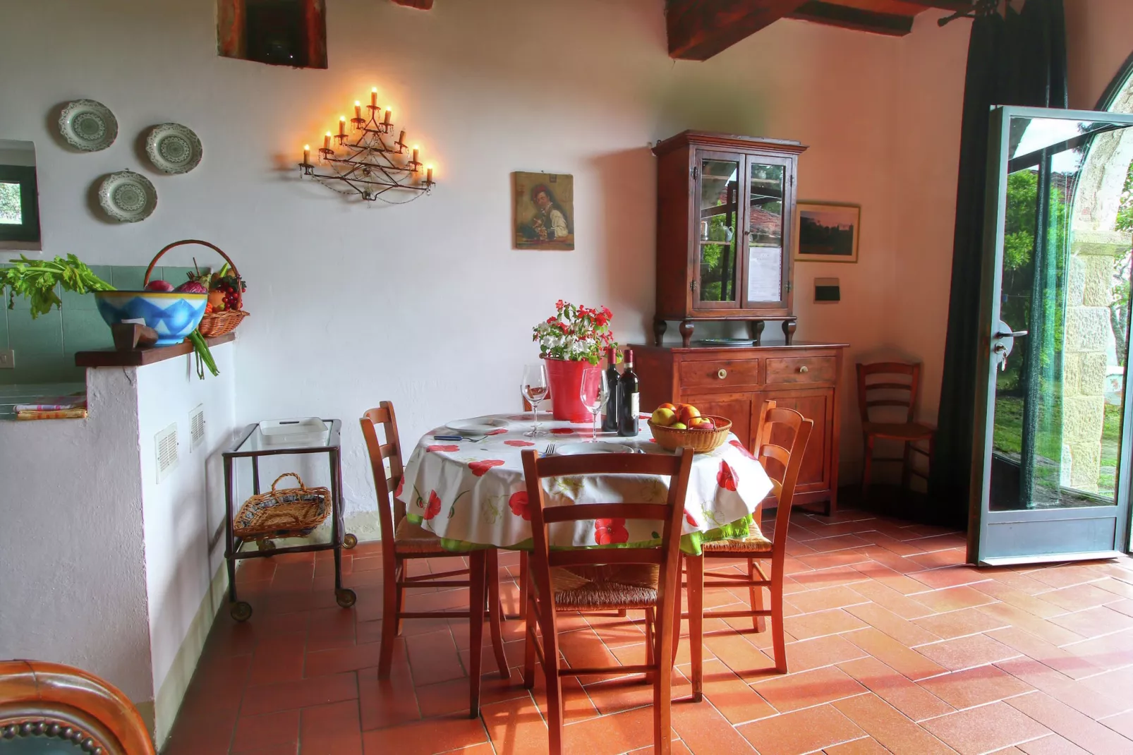 Casina Papi-Dining room