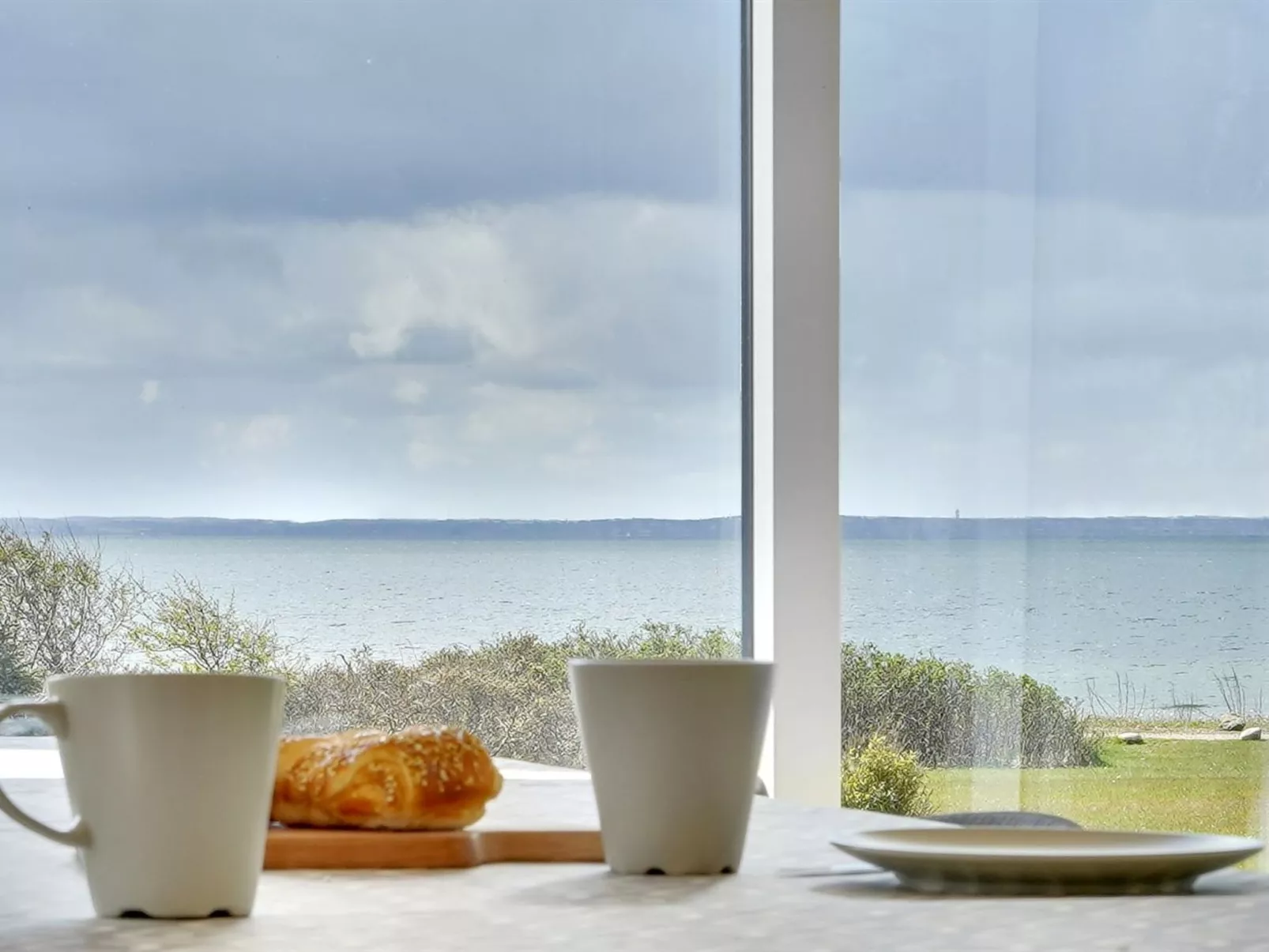 "Bendet" - 50m to the inlet-Drinnen