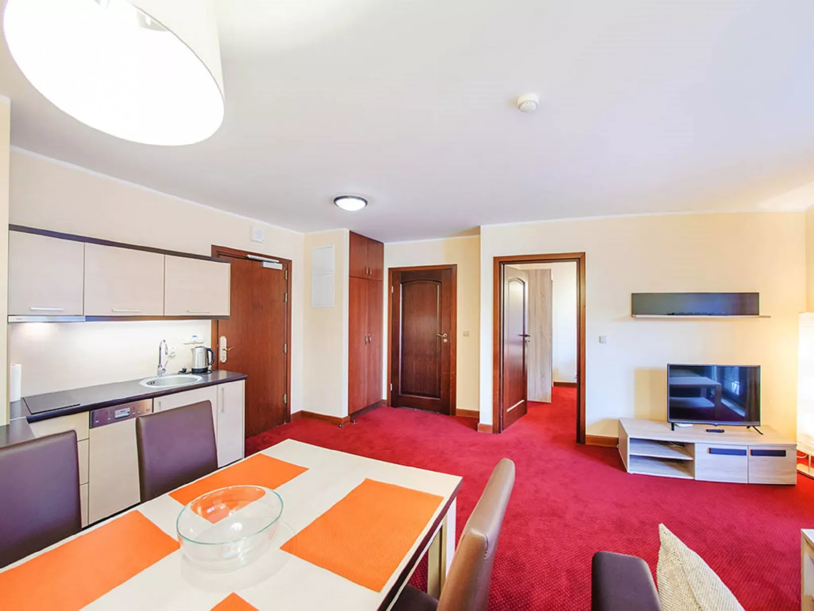 Continental Krynica Morska-Drinnen