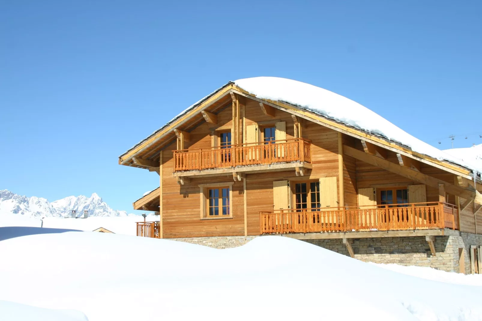 Les Chalets de l'Altiport 3-Exterior winter