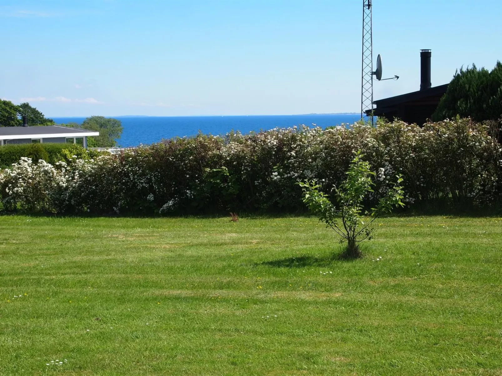 "Silka" - 250m from the sea-Outside