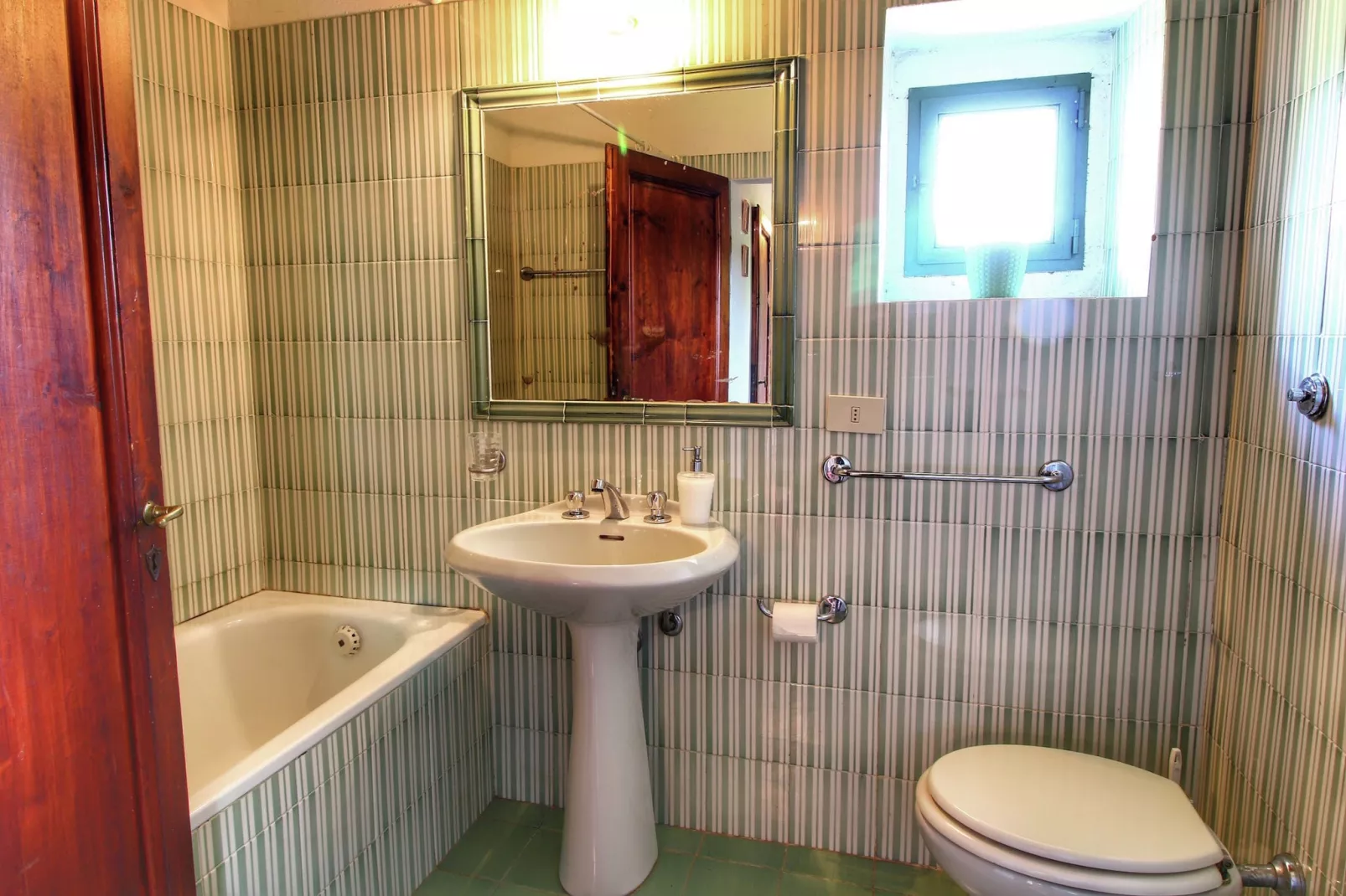 Casina Papi-Bathroom