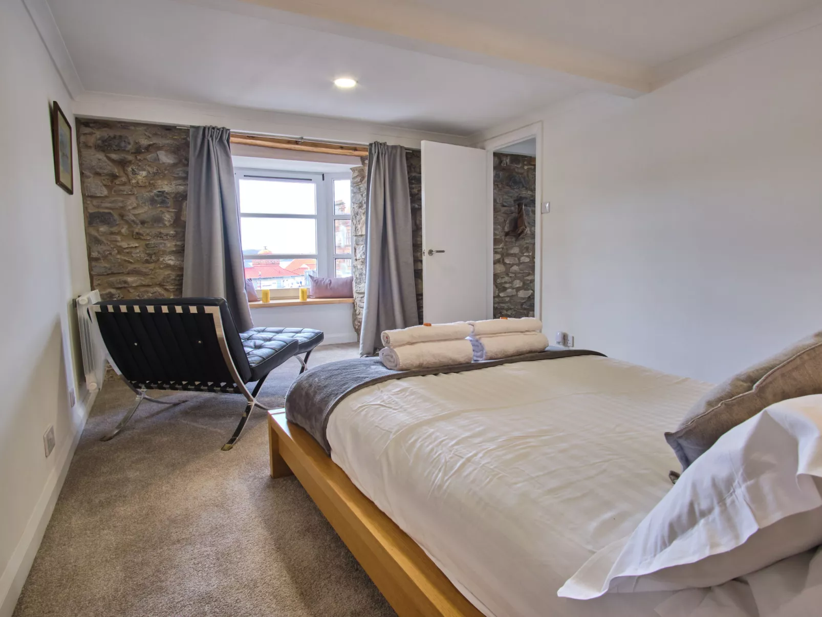 Imperial Apartment-Inside