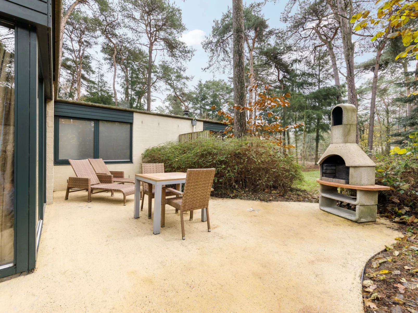 VIP Cottage-Outside