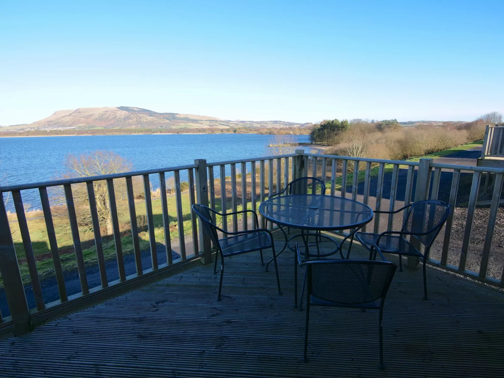 Loch Leven Lodge-Outside