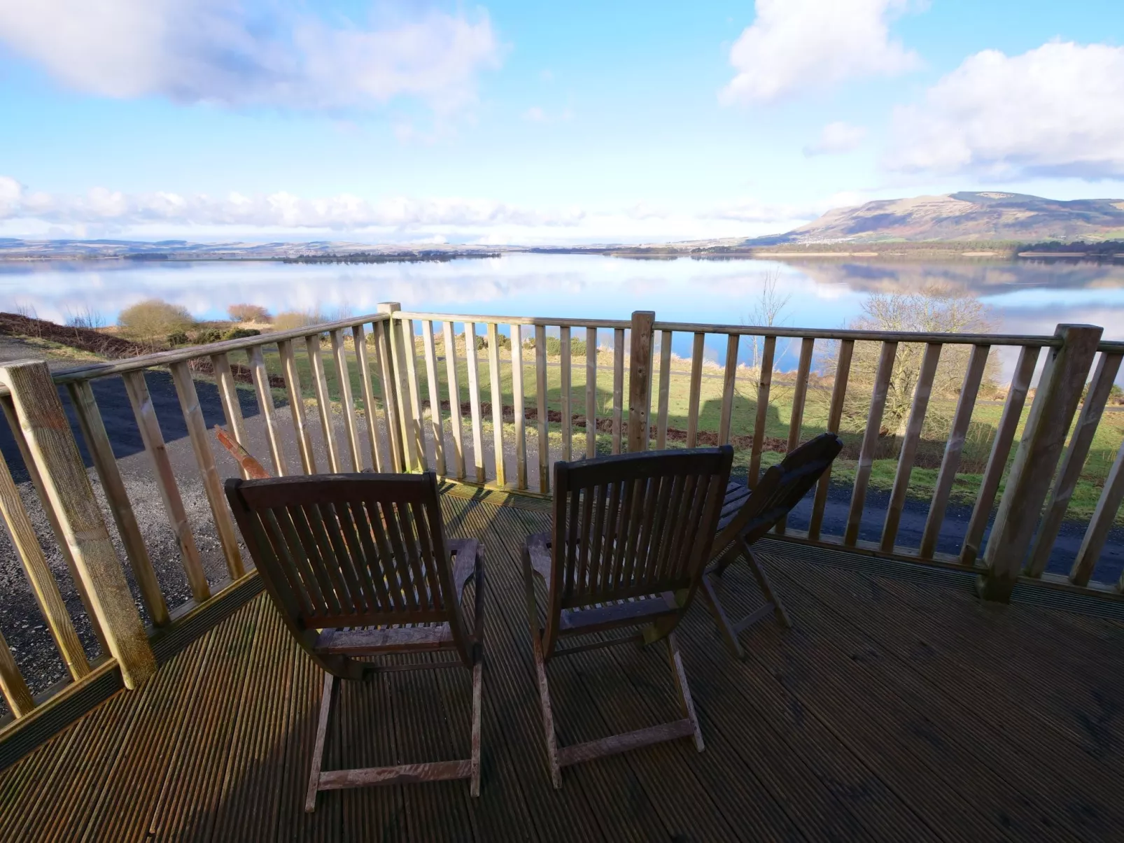 Loch Leven Lodge-Outside