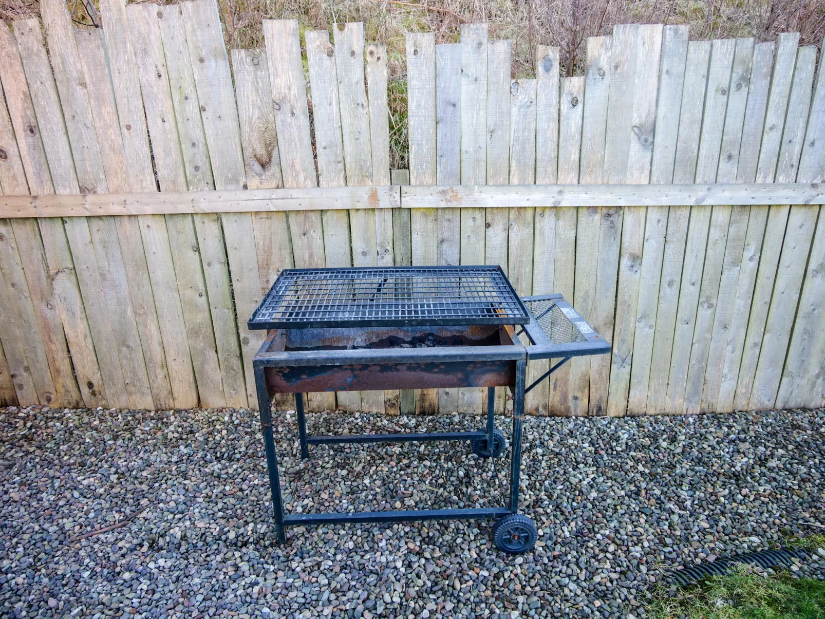 Loch Leven Lodge-Outside