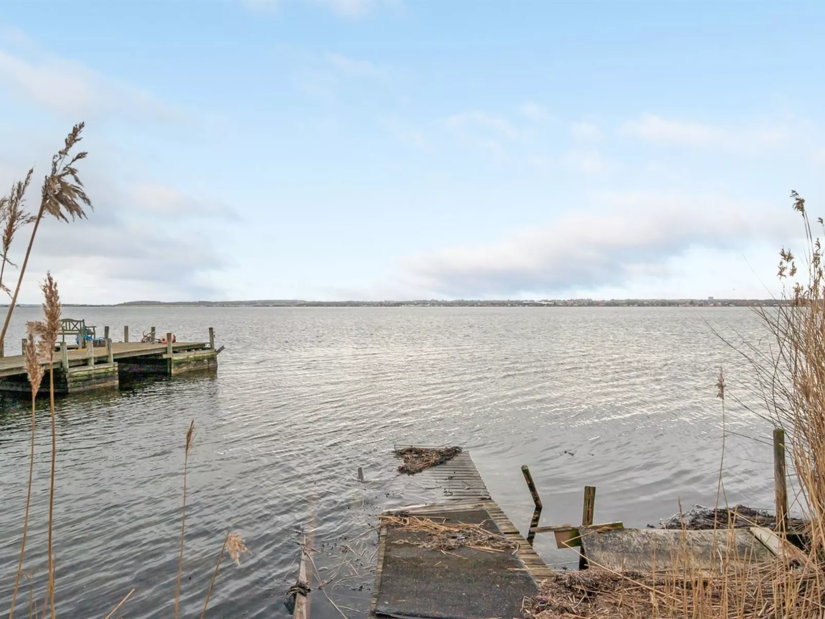 "Caren" - 125m to the inlet-Outside