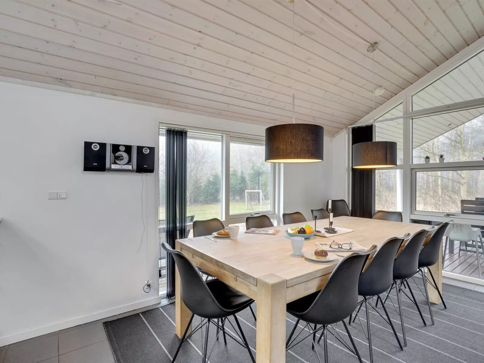 "Nyalle" - 1.3km from the sea-Drinnen