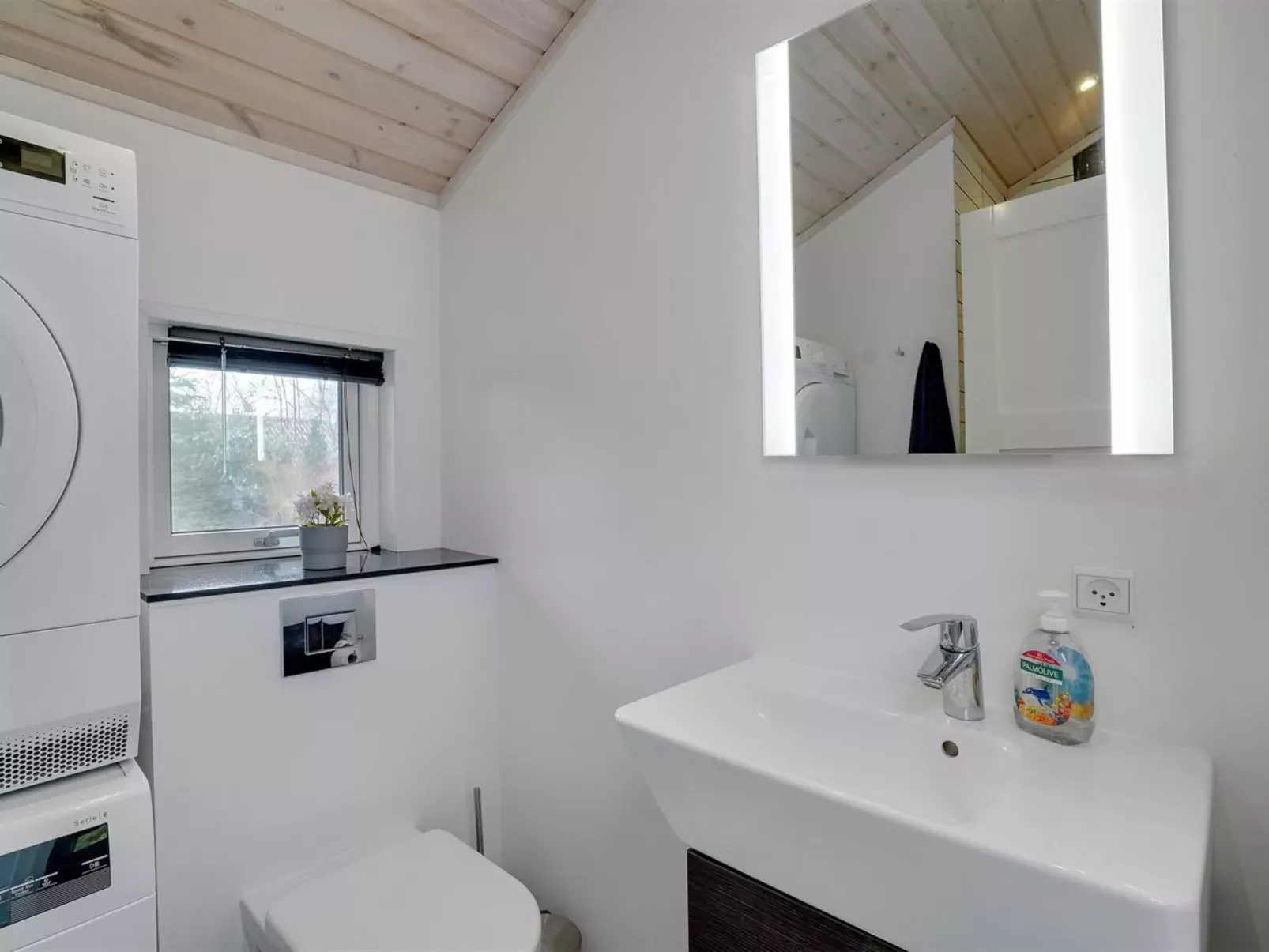 "Nyalle" - 1.3km from the sea-Drinnen