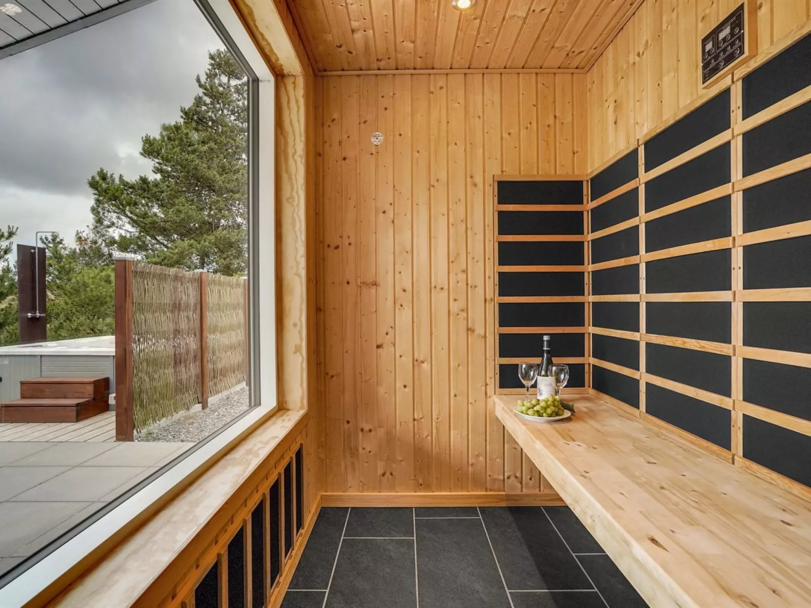 "Soili" - 1.2km from the sea-Inside
