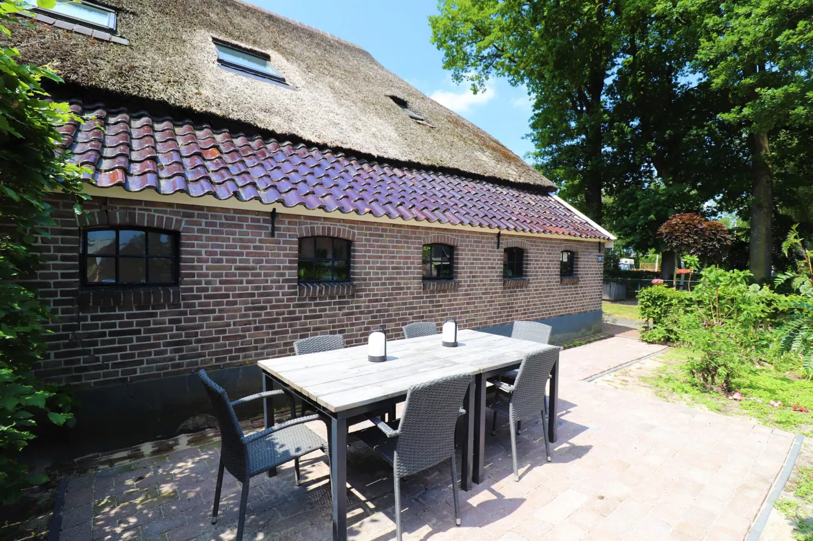 Woonboerderij Bij Erve Mulder-Gardens summer