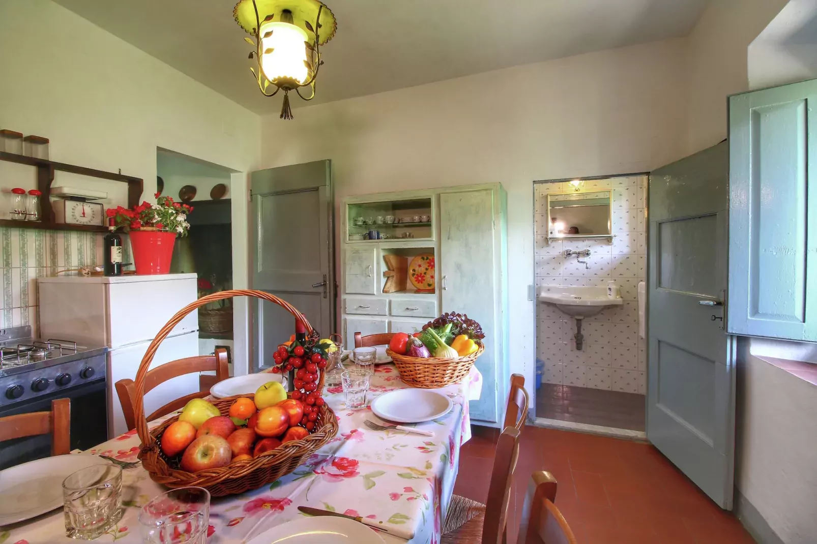 Casa Sequoia-Dining room