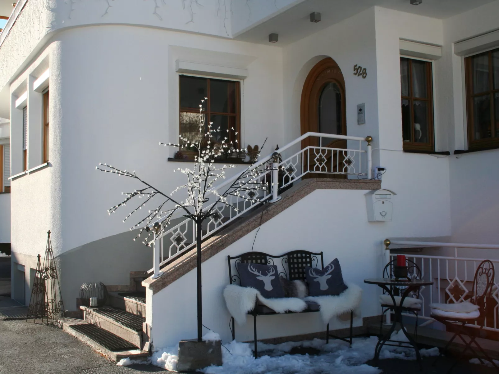 Apart Garni Royal-Outside