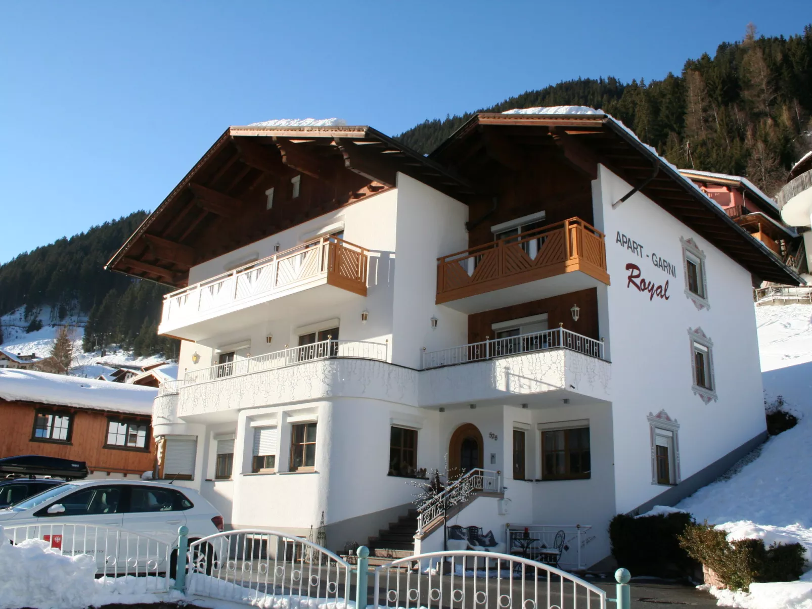 Apart Garni Royal-Outside