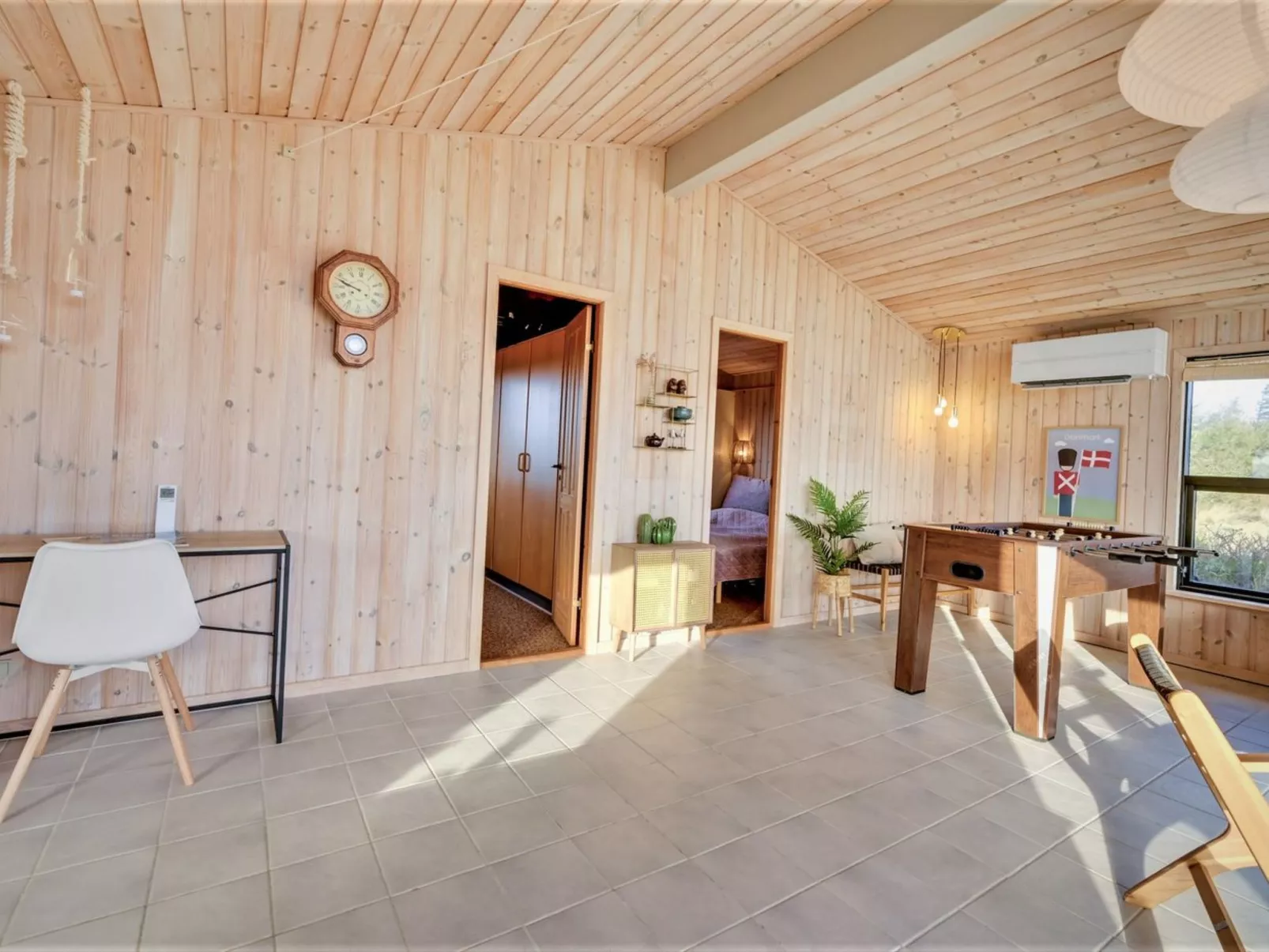 "Brunkil" - 500m from the sea-Dedans