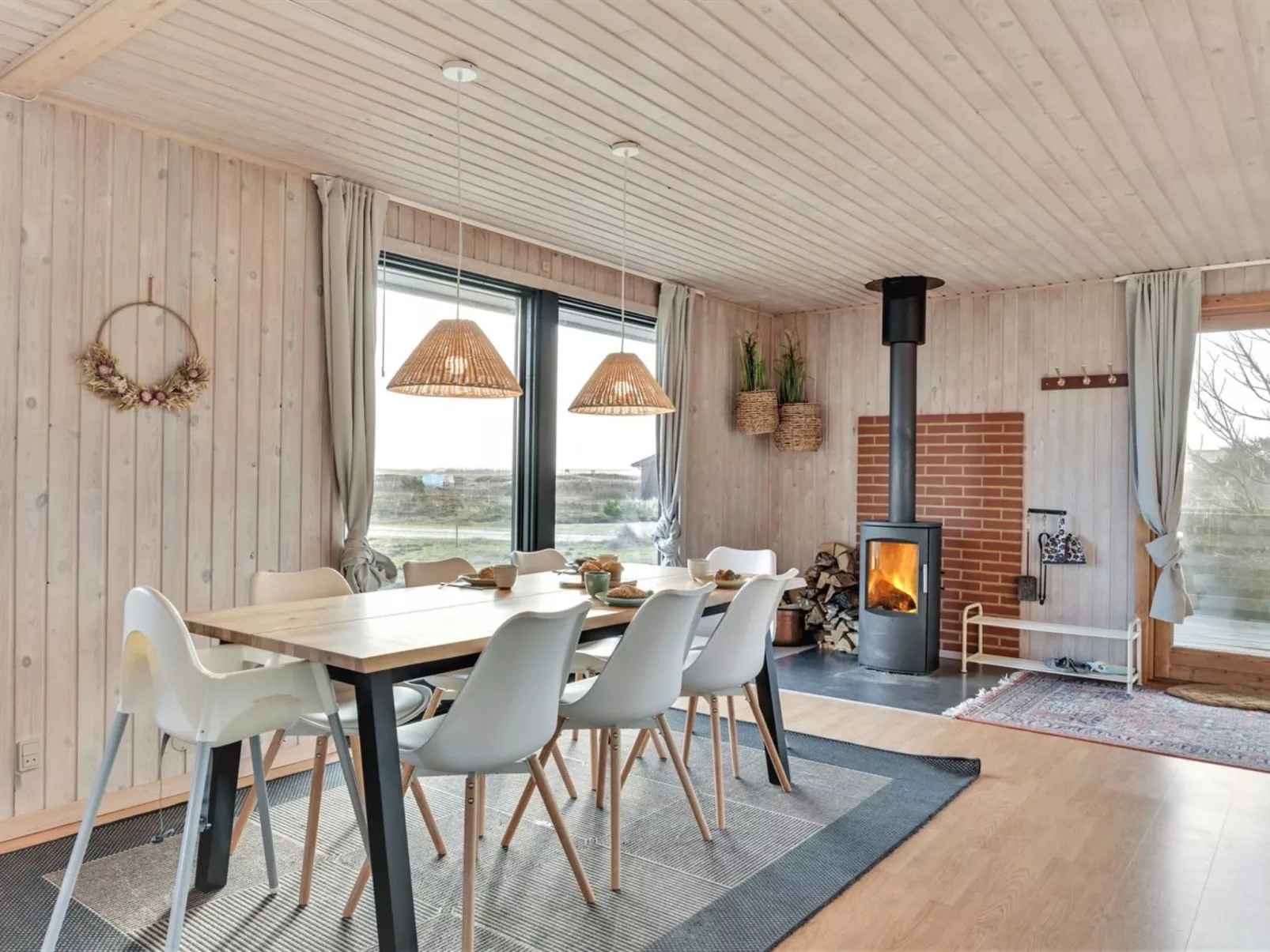 "Brunkil" - 500m from the sea-Dedans