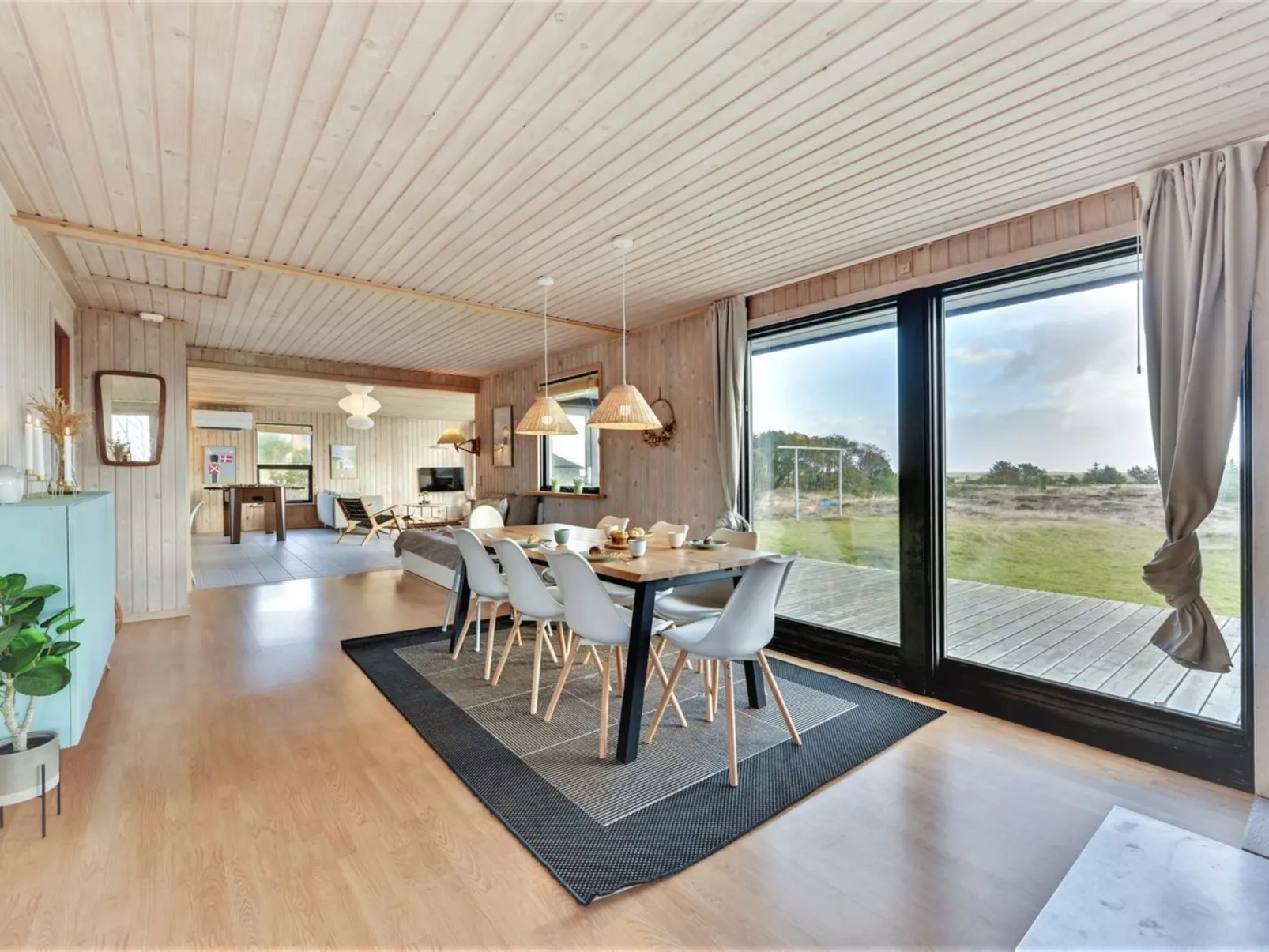 "Brunkil" - 500m from the sea-Dedans