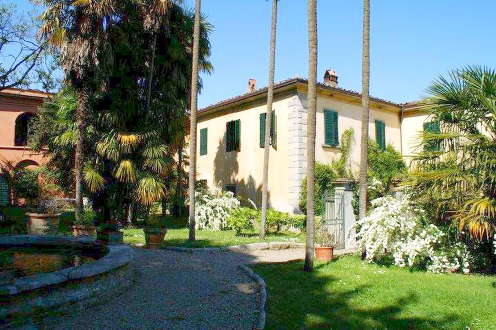 Casa Orcio-Exterior summer