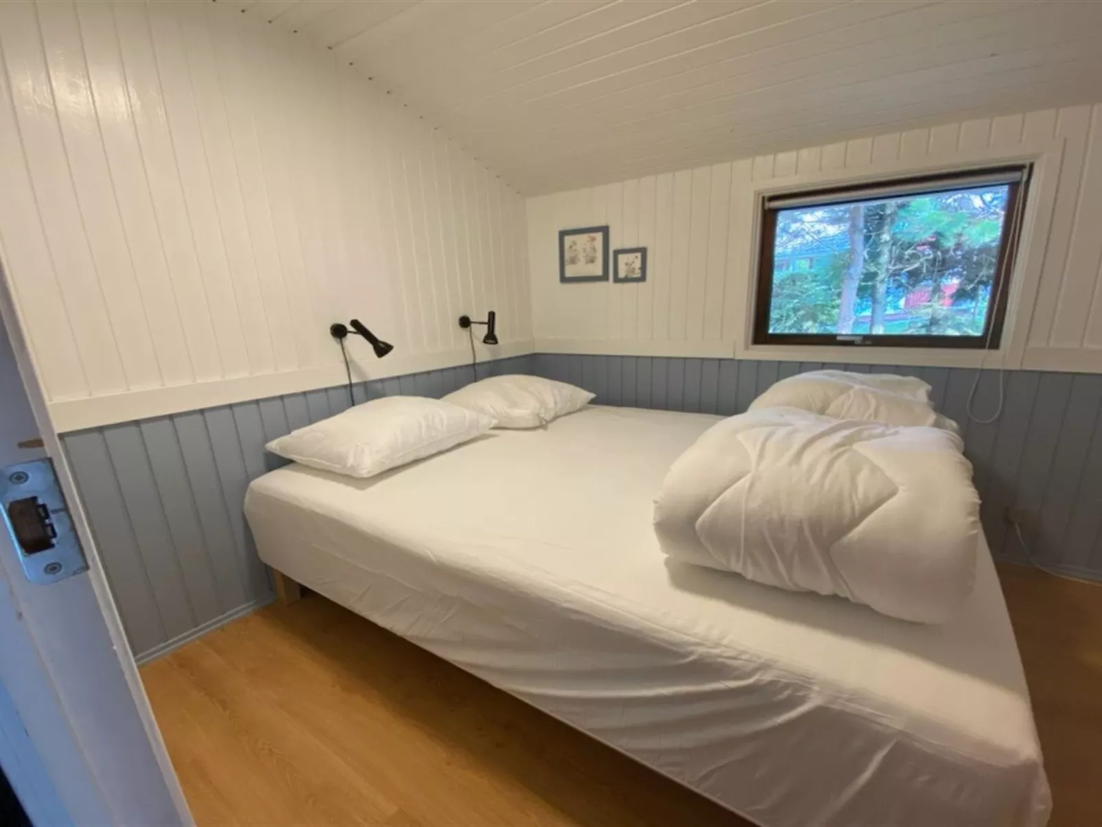 "Akseli" - 800m from the sea-Drinnen