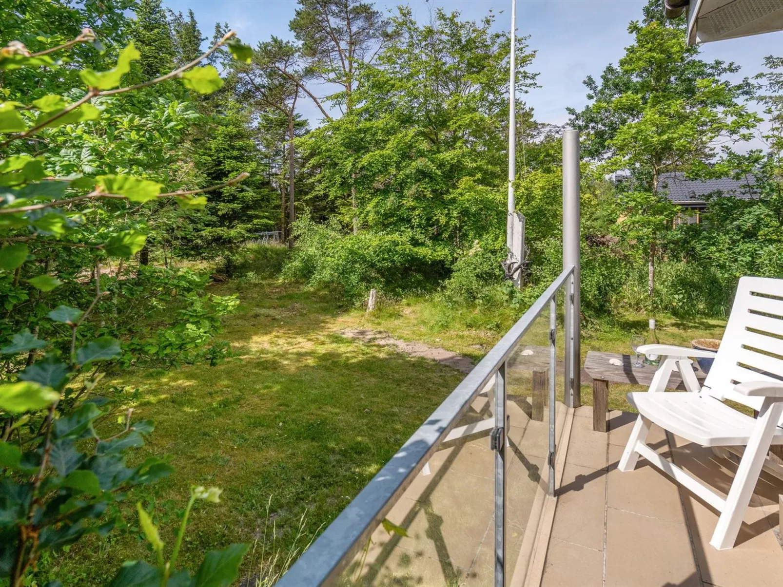 "Tinnie" - 2.9km from the sea-Draußen