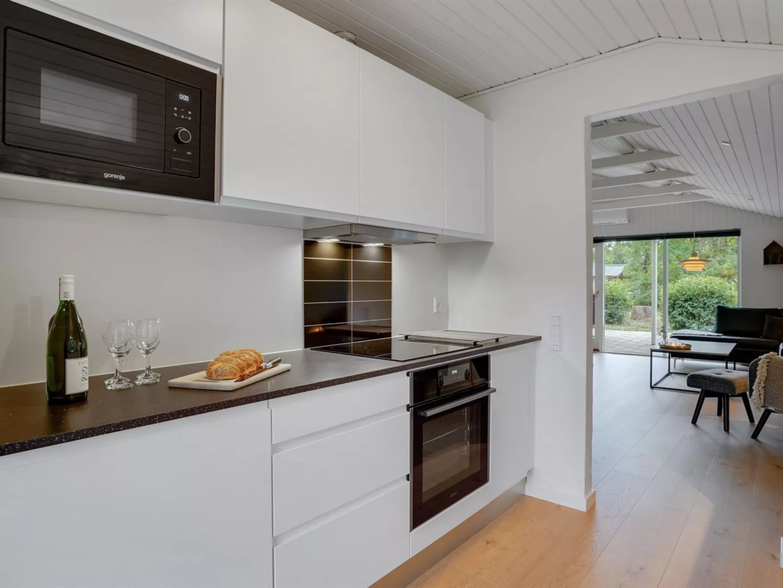 "Jakko" - 300m from the sea-Dedans