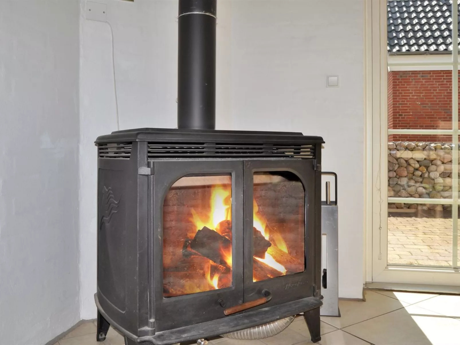 "Harriette" - 100m from the sea-Inside
